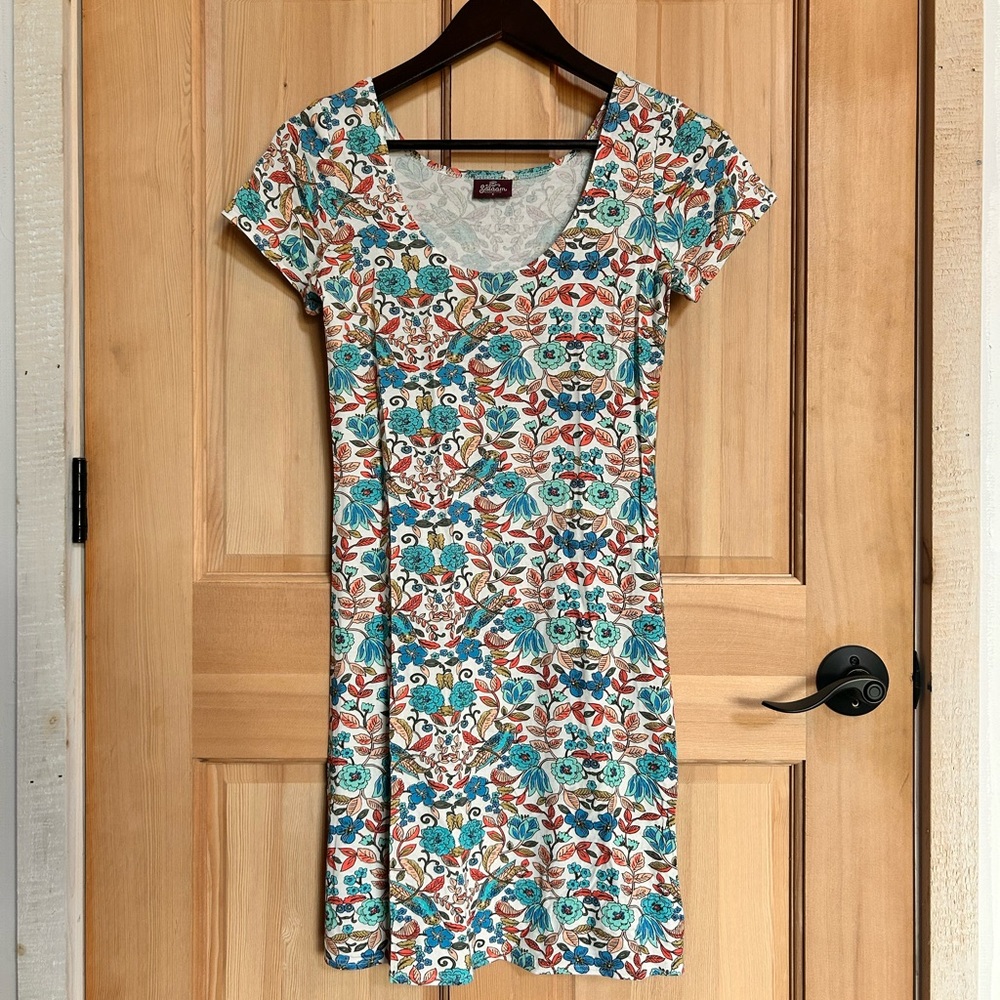 Floral mini dress 👗